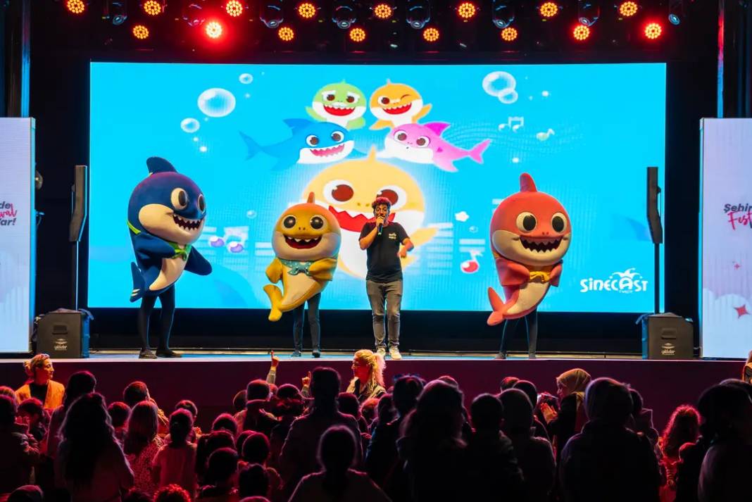 Antalya Kültür Yolu'nda Muhteşem Final 9